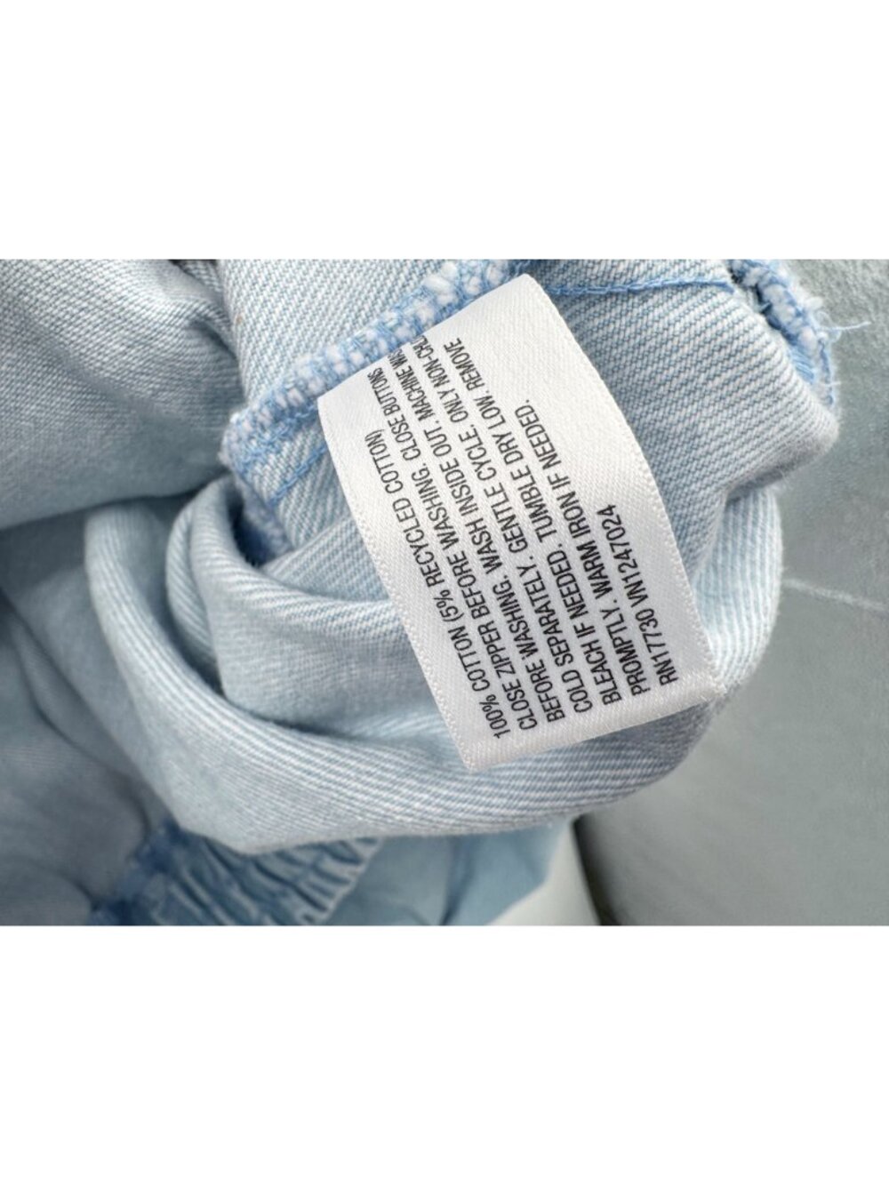 NEW KBB by KAHLANA Women's 'The Denim Bomber Jacket' - Medium Wash - Medium - Picture 11 of 11